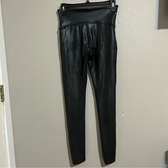 SPANX black faux leather leggings women's size medium - Picture 6 of 10